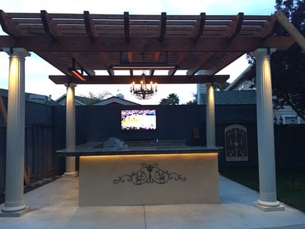 designing a custom outdoor living room