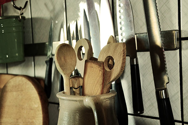outdoor kitchen utensils
